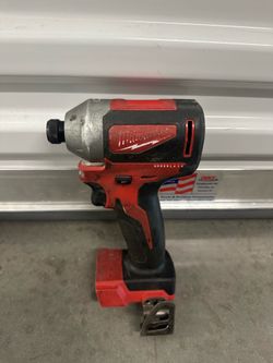 Milwaukee M18 1/4” Brushless Driver