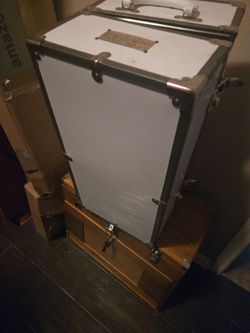 White Vintage American Girl Wardrobe Truck