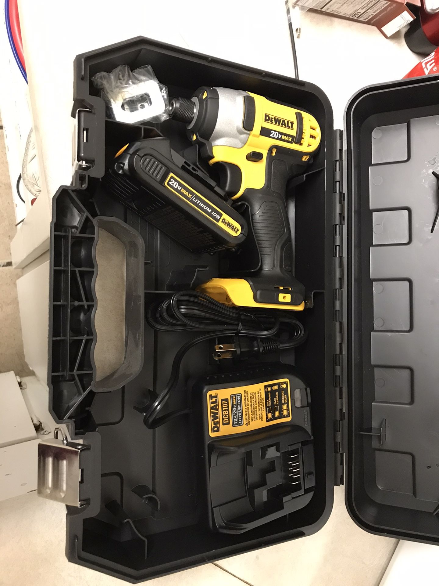 Dewalt drill 20v brushless