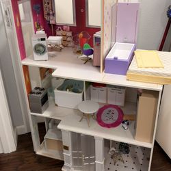 Rainbow High dollhouse 