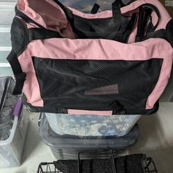 Collapsible Travel Kennel