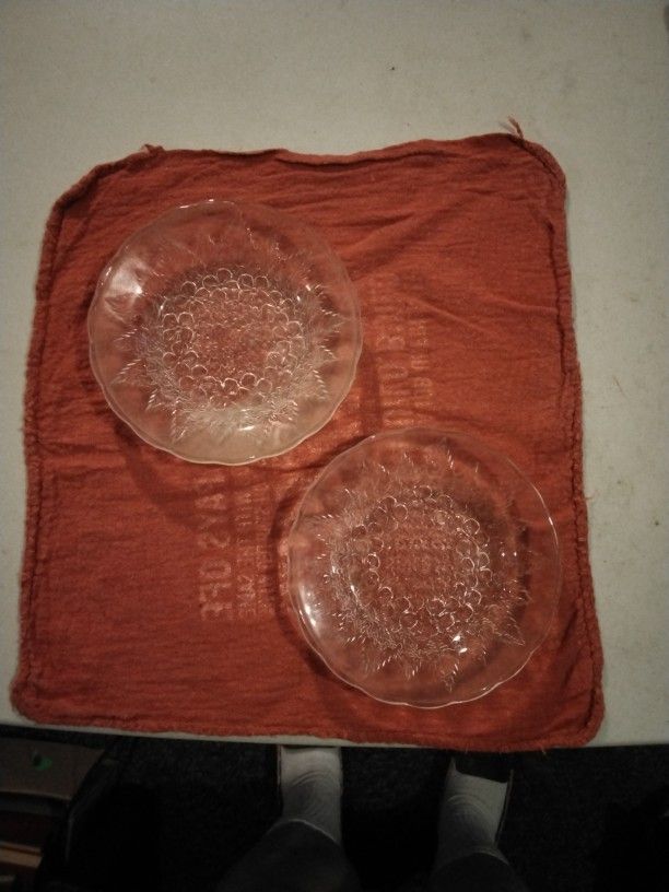 2 Crystal Plates With Flower Designs By KIG Indonesia