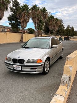 1999 BMW 323i