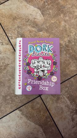 Dork Diaries Frienship Box