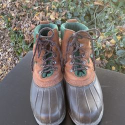 Mens  Hunting/Snow/Rain Boots Size 10