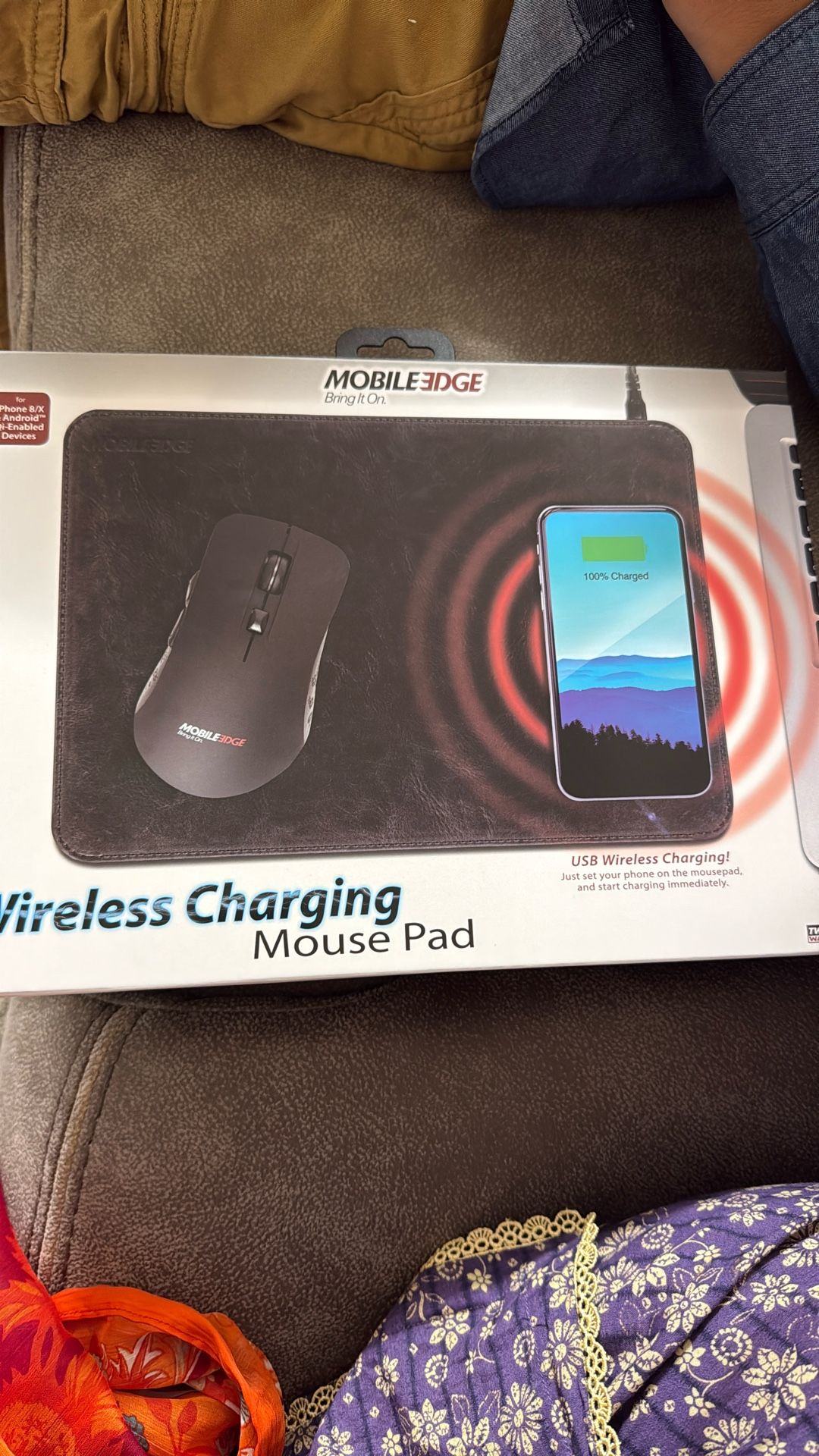 Mobile Edge Wireless Charging Mouse Pad - Wireless - Smartphone - Qi - Charging