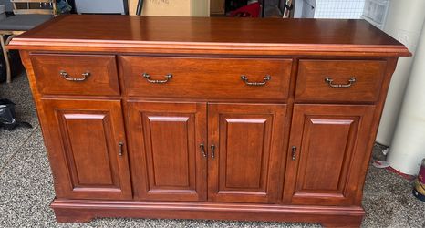 Buffet Table