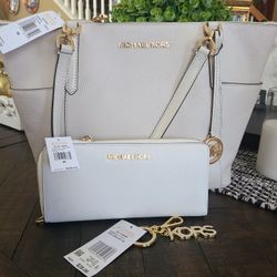New Michael  Kors Purse Wallet And Keychain
