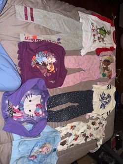 Girls size 6 fall/winter clothes. Have stains/piling/faded knees see pics