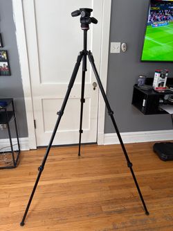 Manfrotto 290 xtra  tripod