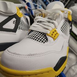 Yellow Thunder/Off Whites Jordan 4s Size 7/2 Woman 5/2 In Men