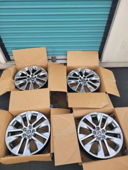 19" Rims Toyota RAV4 2006 to 2026 brand new conditions zero curb rash zero scratches zero dents