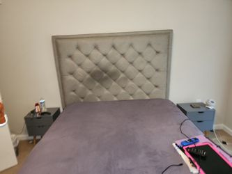 Gray Tufted Upholstered Bed Frame with Box Spring