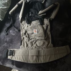 Ergobaby Carrier
