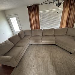 Large 3 Piece Sectional Beige