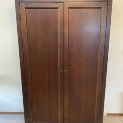 Broyhill Armoire/ Entertainment Center 