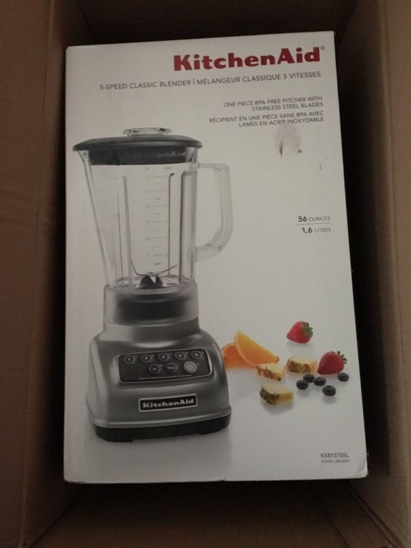 KitchenAid KSB1570SL 5 speed blender 56 oz.Silver 199 for Sale in Clackamas OR OfferUp