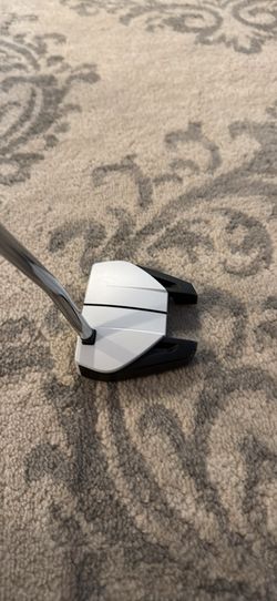Taylormade Spider GT putter