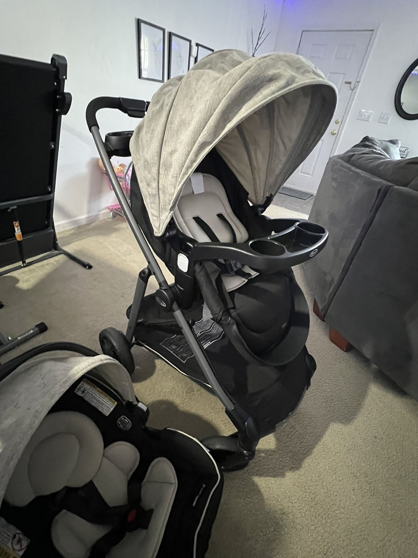 Car Seat And Stroller System 