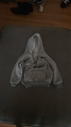 Kids 2T nike sweater