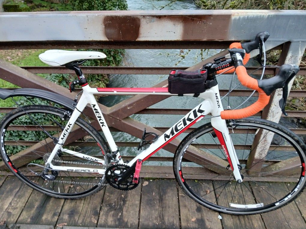 Mekk Pinerolo Carbon