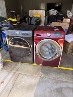 Samsung Frontload Washer Dryer set