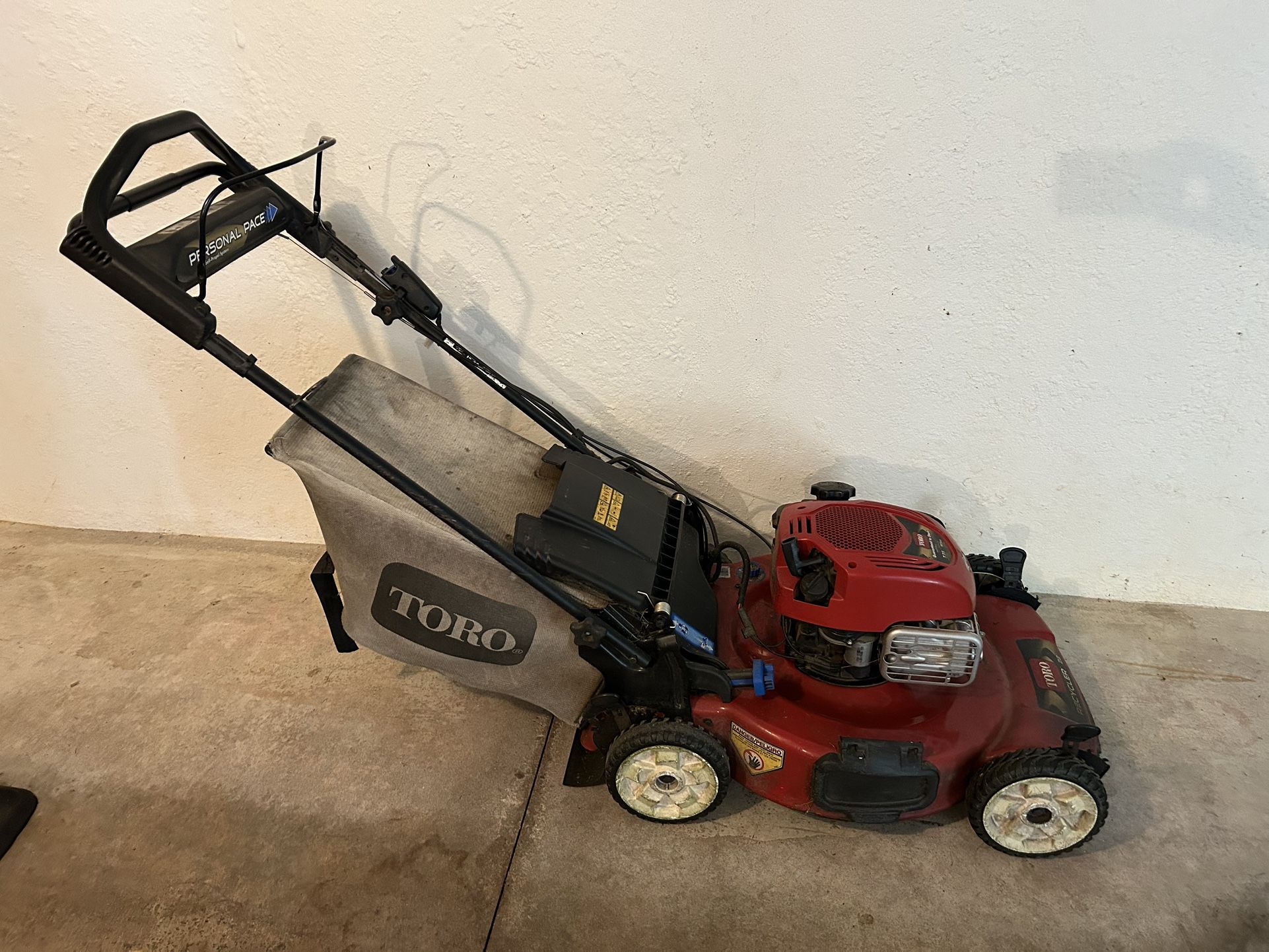 Toro Self-Propelled Large 22” Lawn Mower