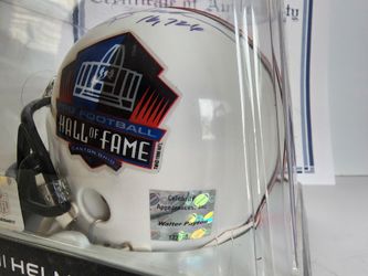 Walter Payton Chicago Bears Autographed Riddell Pro Football Hall of Fame Mini  Helmet with ''Sweetness'' Inscription