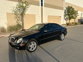 2006 Mercedes E500