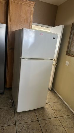 Fridge (Free)