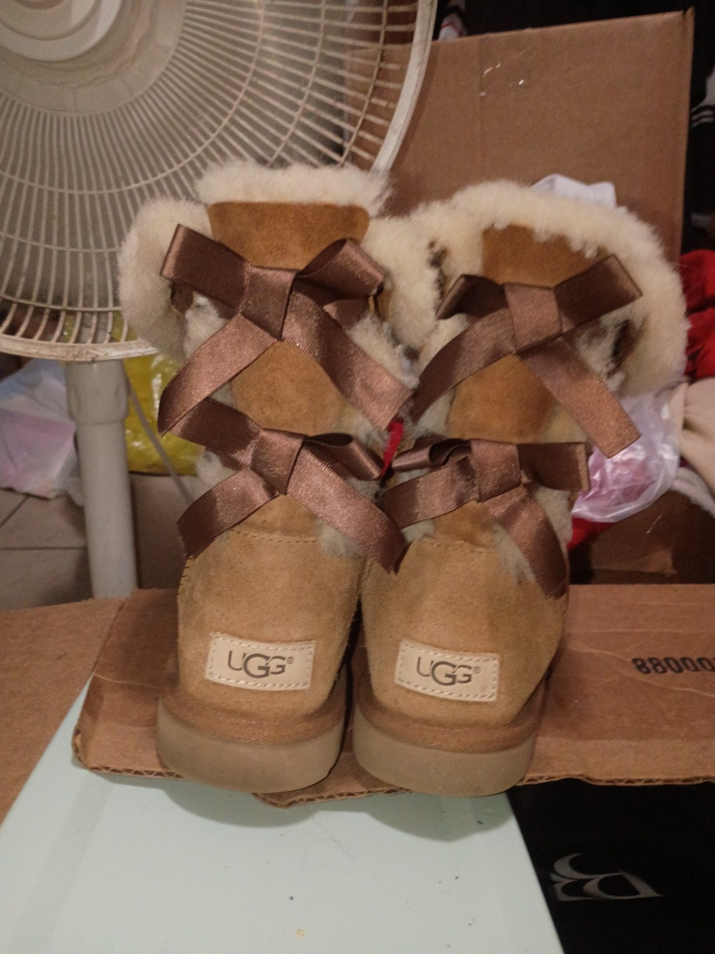 Unisex chestnut bailey bow boots uggs