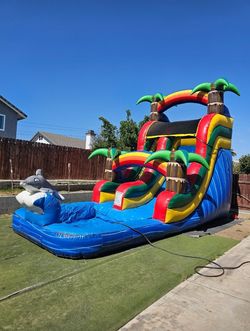 Waterslide seminuevo 13x27 $1600
