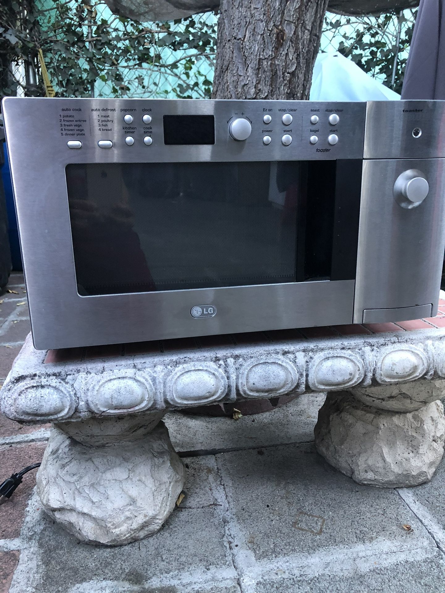 LG Microwave/toaster
