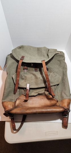 Vintage Salt & Pepper Swiss Army Rucksack 1970