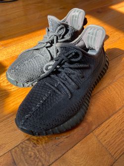 Adidas Yeezy Boost 350 V2 "Core Black" Shoes