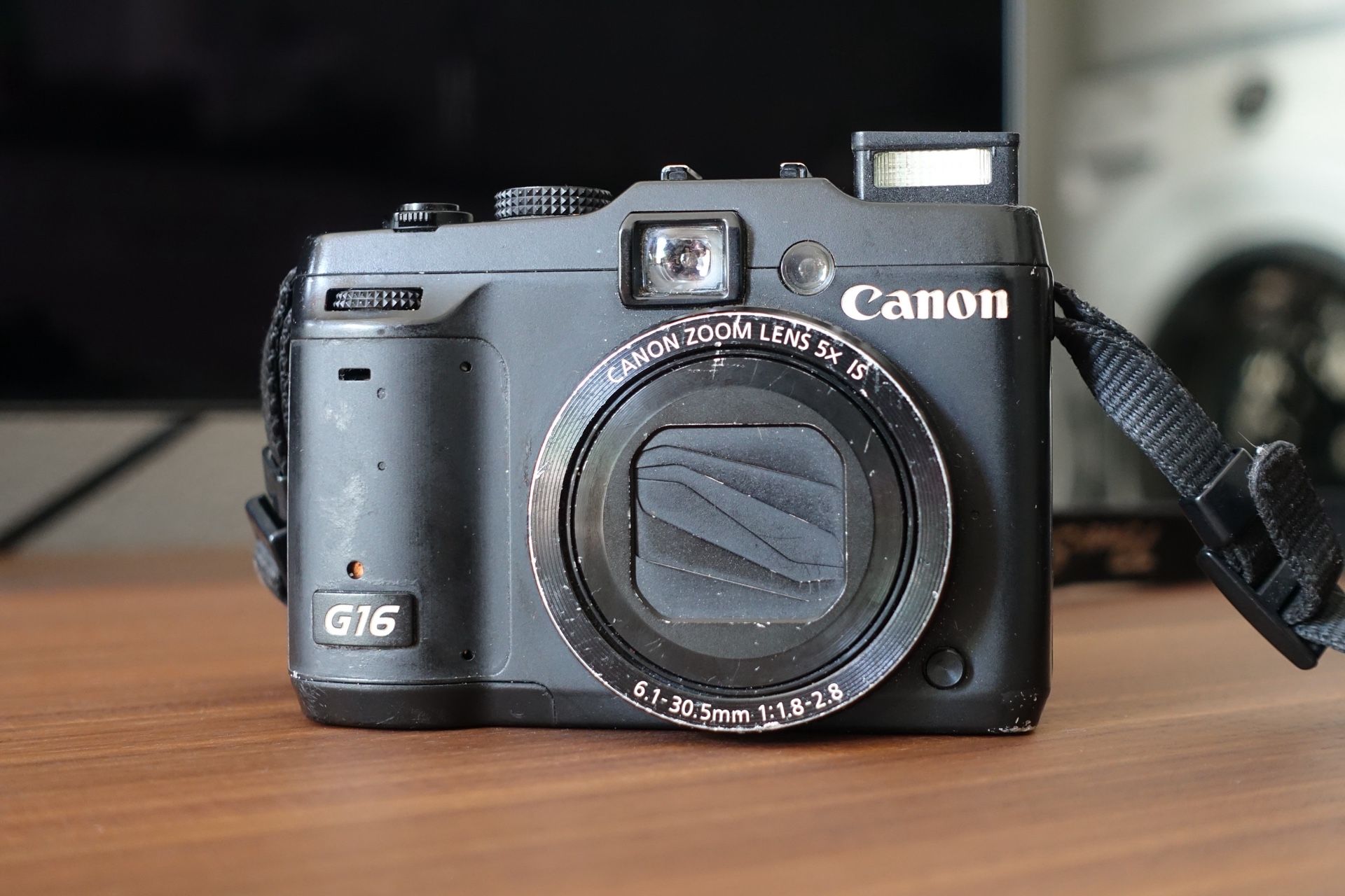 Canon PowerShot G16