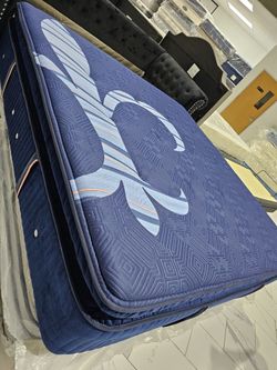 King Sizes Mattress Set 