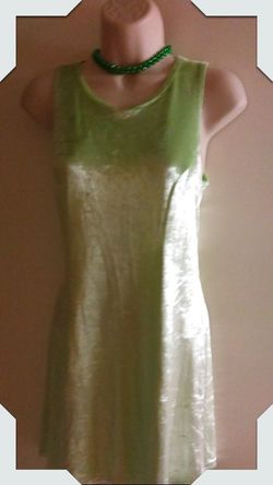 Vestido verde esperanza tornasol