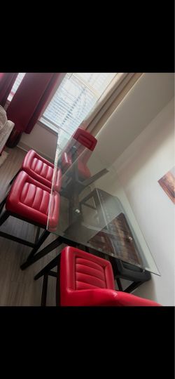 Dining Table and Chair Set (7 piece set)