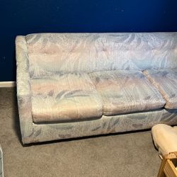Couch For Free 