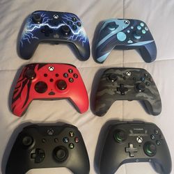 Xbox One Controllers 