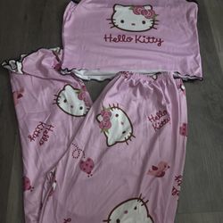 Hello Kitty Pjs Size Medium Sets $15