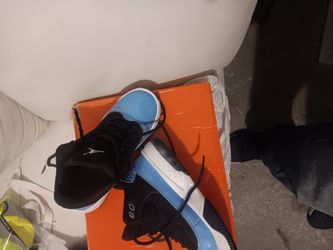 Air Jordan Max Aura 2