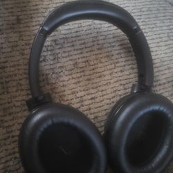 JBL HEADPHONES