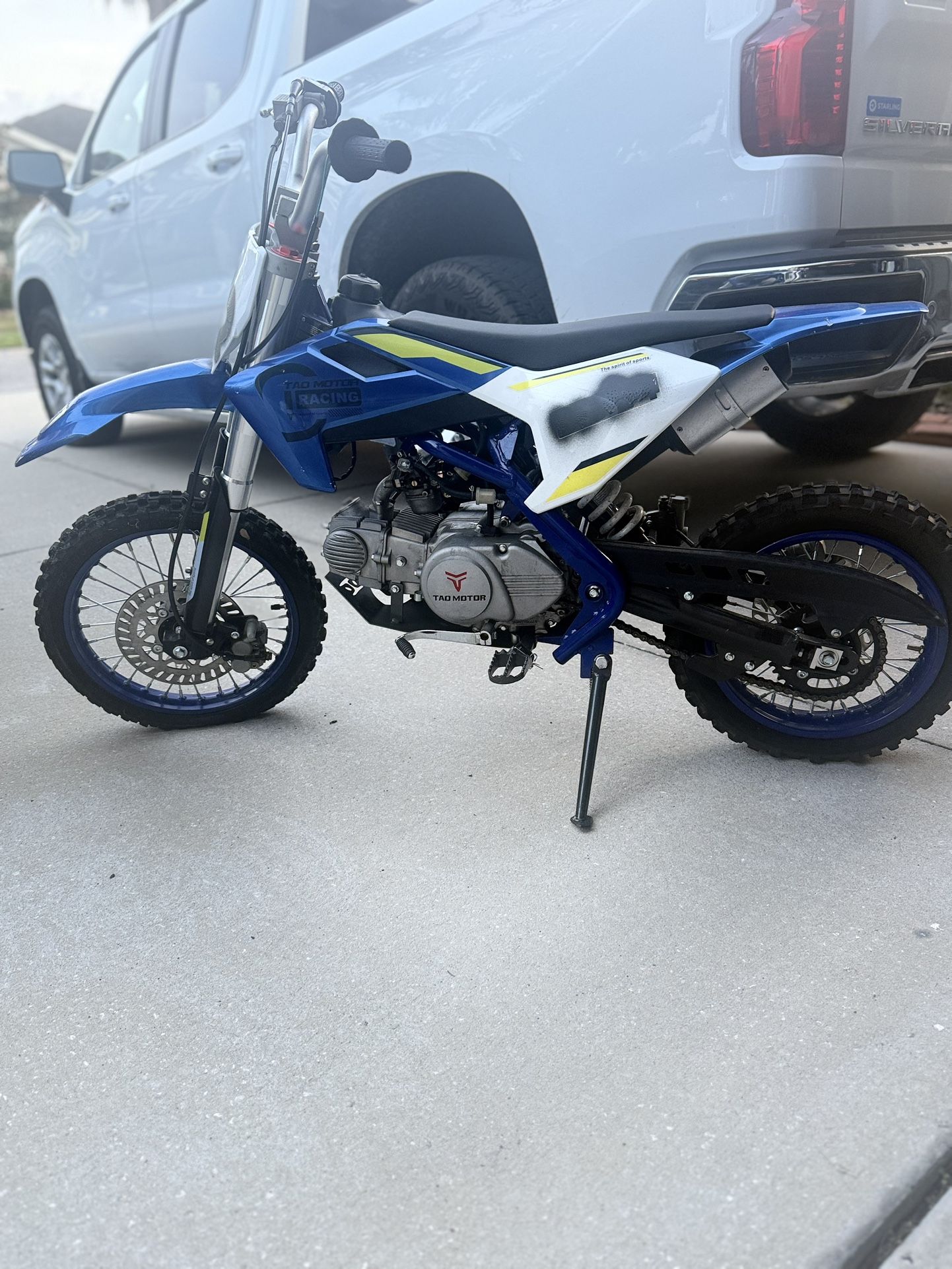 TaoTao DB24 Semi-Automatic Off-Road Kids Dirt Bike, 110cc