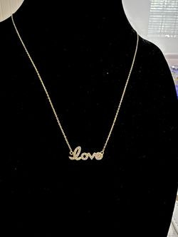 Cadena en Oro 10k con dije LOVE