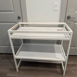 Changing table