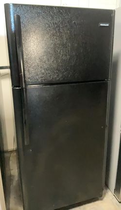 Frigidaire Top Mount Black Refrigerator Fridge
