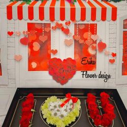 Box Flower Arrangement With Chocolates Valentines Arreglo De Flores