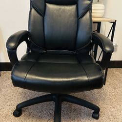 Kelburne Luxura Ergonomic Faux Leather Swivel Executive Chair, Black